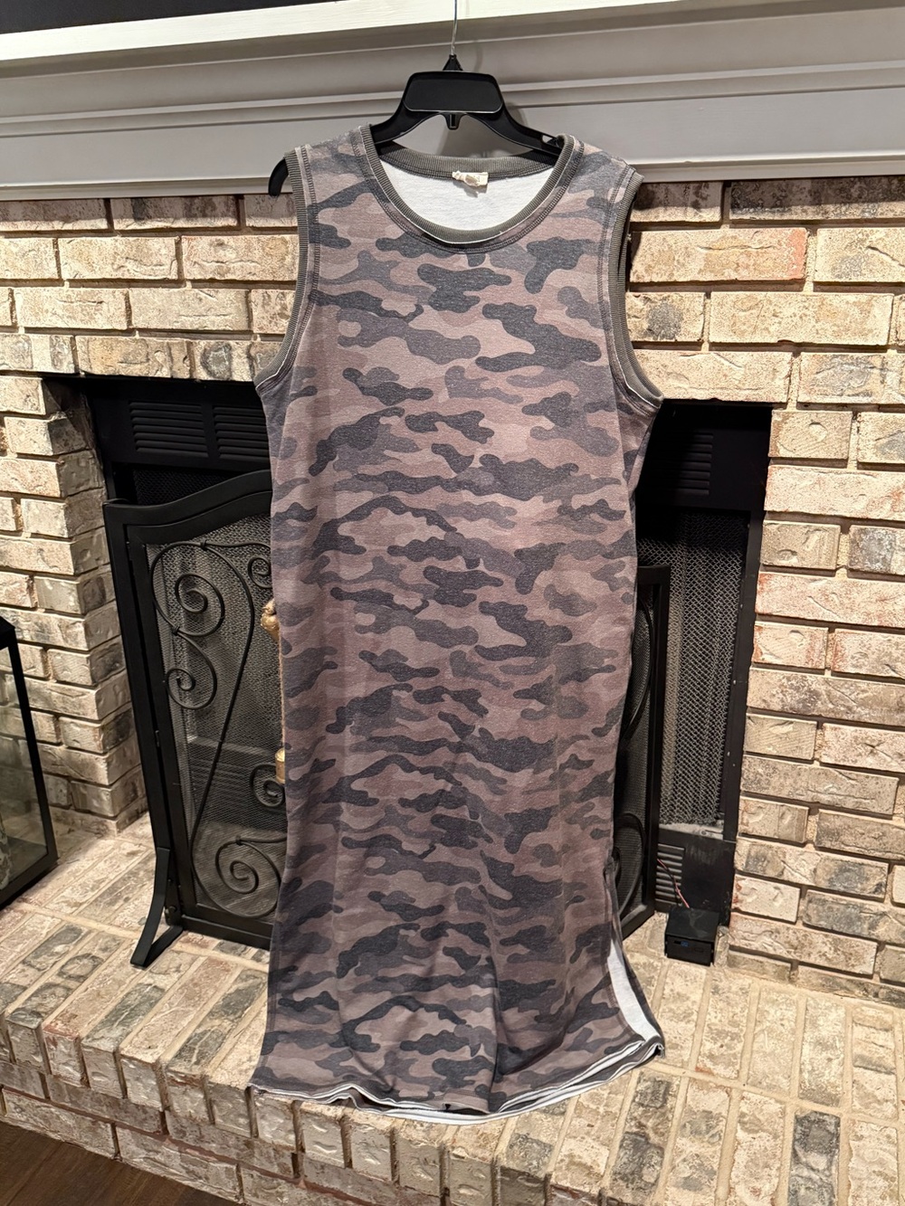 Long camo maxi dress, size Large, EUC